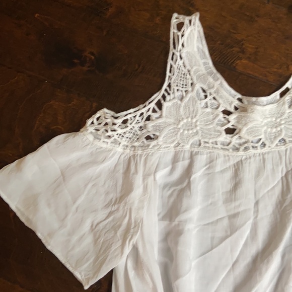 White baby doll crop top with eyelet lace top - Picture 2 of 4